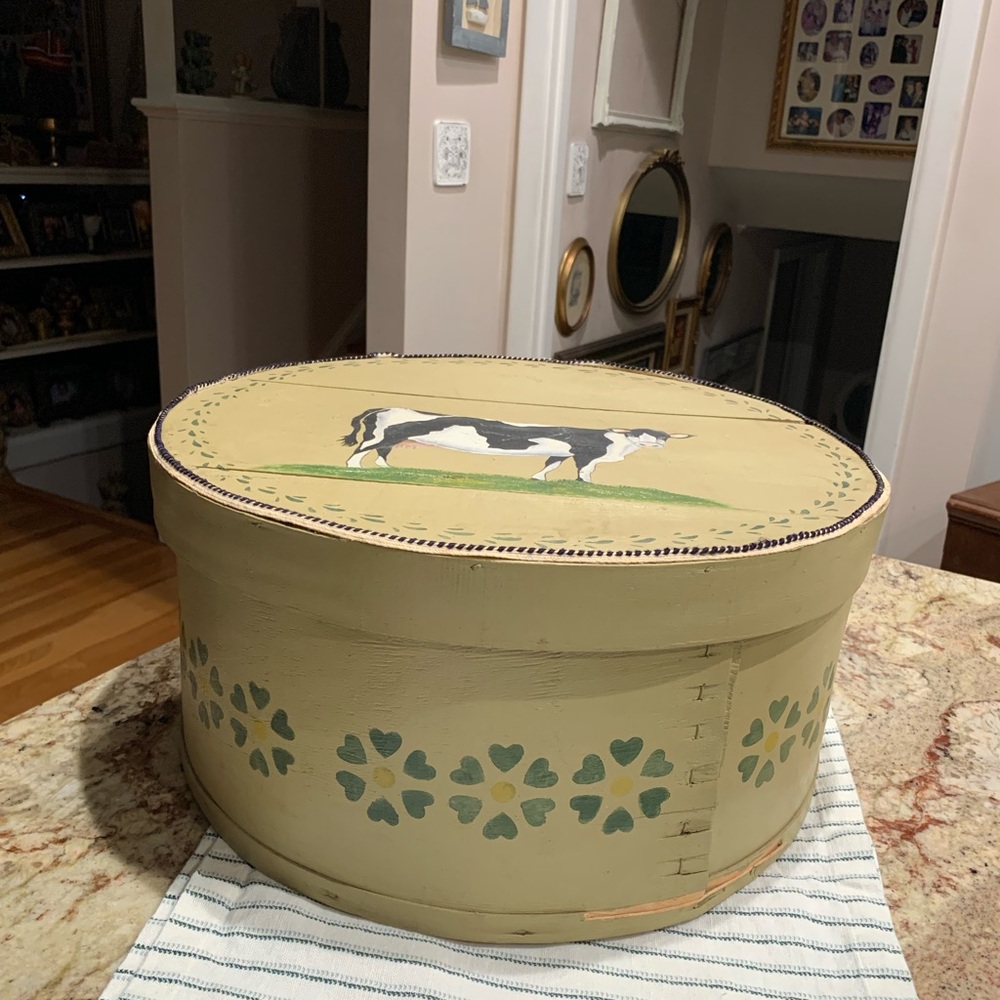 Vintage round wood cheese box with lid, hand painted and quilted interior